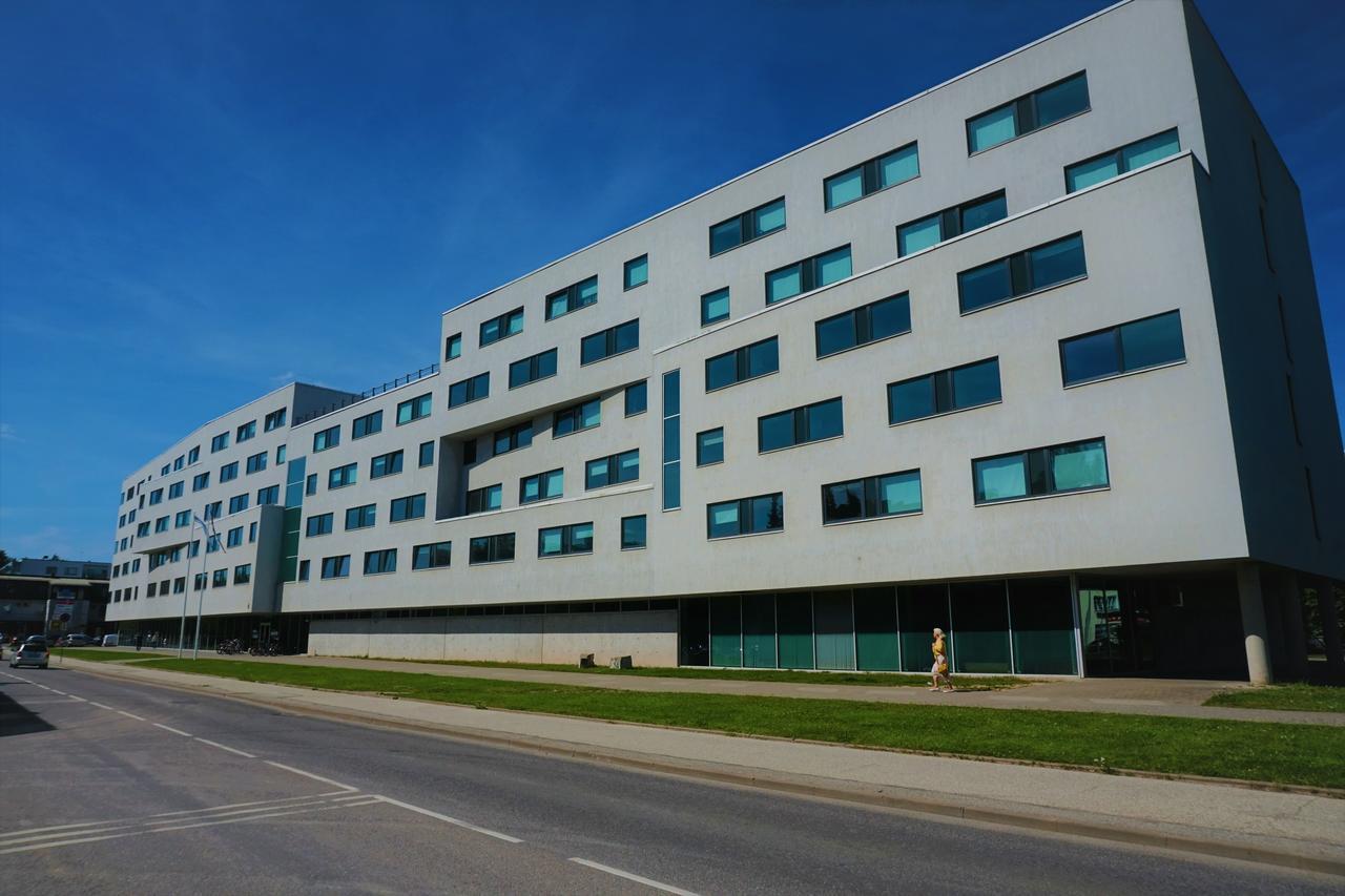 Downtown Hostel Тарту Екстериор снимка